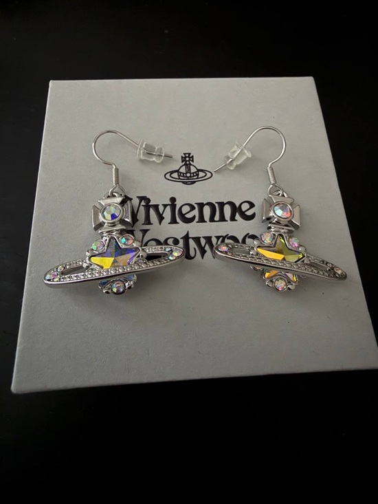 Vivienne Westwood Accessories - Vivienne Westwood silver star earrings